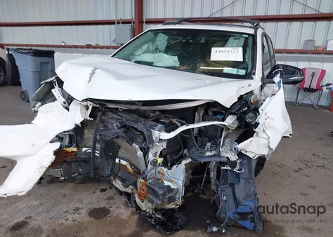 2018 Toyota Rav4 Xle из США, поврежденный, VIN 2T3RFREV2JW795516